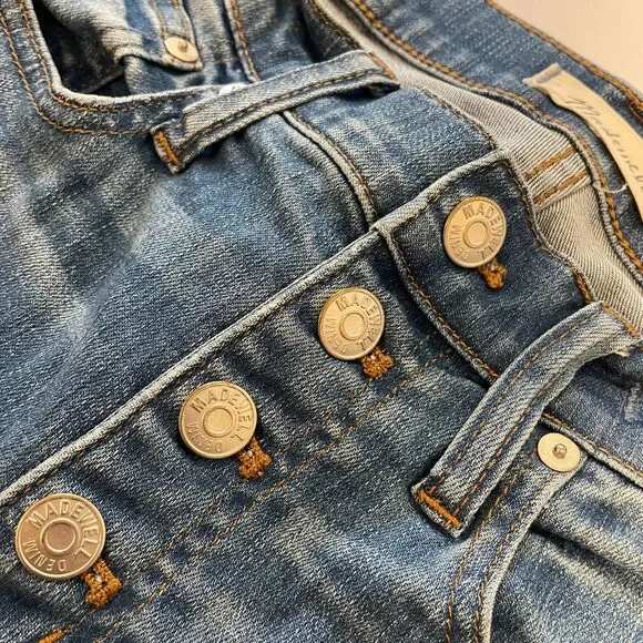~ Madewell 25 Jeans Cali Demi-Boot Raw Hem Button Light/Med Blue Wash Women's - Picture 13 of 15